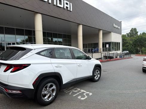 Used 2023 Hyundai Tucson SE FWD image 5