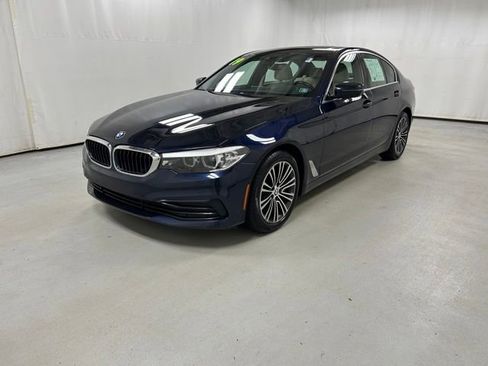 Used 2019 BMW 530i xDrive w/ Convenience Package AWD/4WD image 2