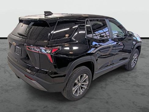 New 2026 Chevrolet Equinox LT w/ Convenience Package II image 4