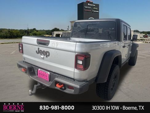 Used 2022 Jeep Gladiator Mojave w/ LED Lighting Group AWD/4WD image 12