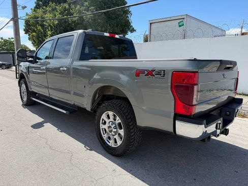 Used 2020 Ford F250 Lariat w/ Lariat Ultimate Package AWD/4WD image 3