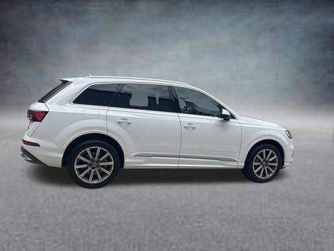 Used 2023 Audi Q7 2.0T Premium w/ Towing Package AWD/4WD image 6