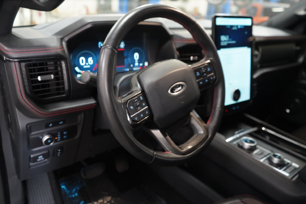 Certified 2022 Ford Expedition Limited AWD/4WD image 18