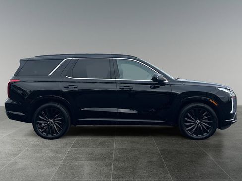 Used 2025 Hyundai Palisade Calligraphy image 8