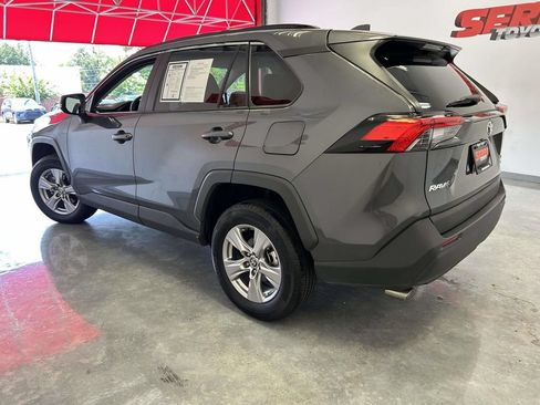 Used 2025 Toyota RAV4 XLE AWD/4WD image 6