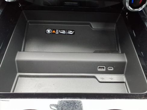 New 2026 Chevrolet Suburban Premier w/ Sun And Tow Package AWD/4WD image 24