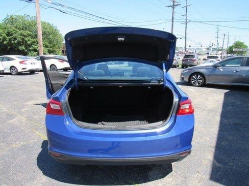 Used 2023 Chevrolet Malibu LS FWD image 42
