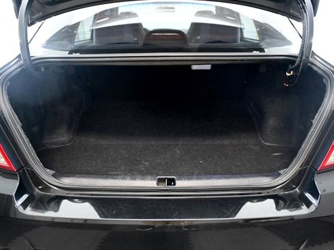 Used 2011 Subaru Impreza WRX STI image 40