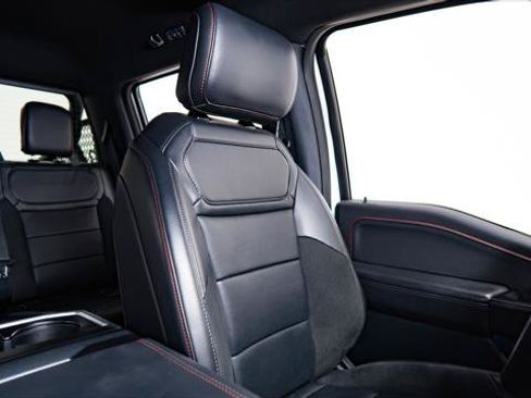 Used 2025 Ford F150 Raptor AWD/4WD image 39
