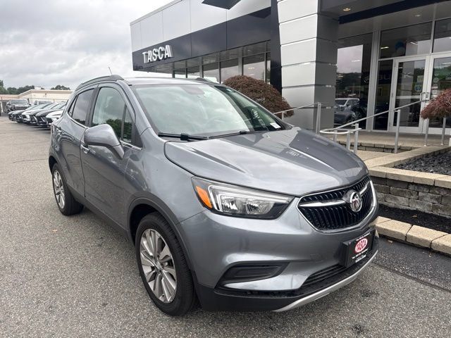 Used 2020 Buick Encore Preferred FWD image 1