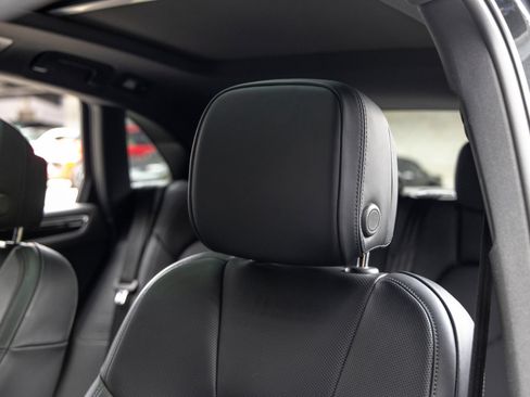 Certified 2026 Porsche Macan AWD/4WD image 27