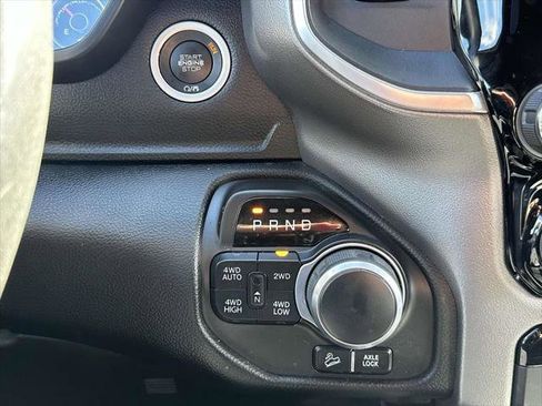 Used 2019 RAM 1500 Big Horn AWD/4WD image 28