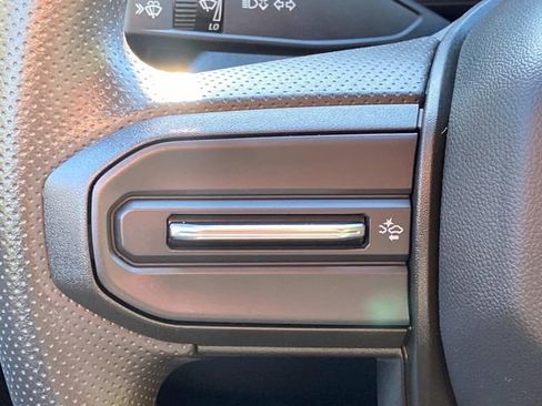 Used 2024 Chevrolet Colorado Trail Boss image 19