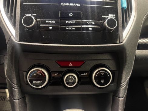 Used 2023 Subaru Crosstrek 2.0i image 32