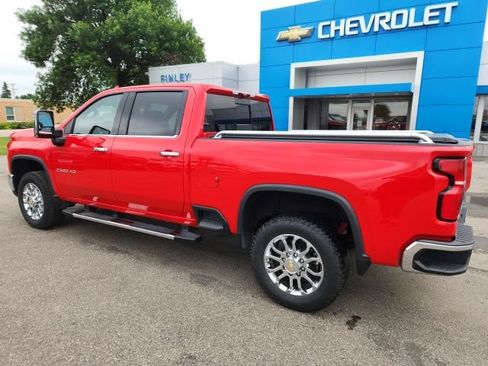 Used 2024 Chevrolet Silverado 2500 LTZ w/ LTZ Premium Package AWD/4WD image 3