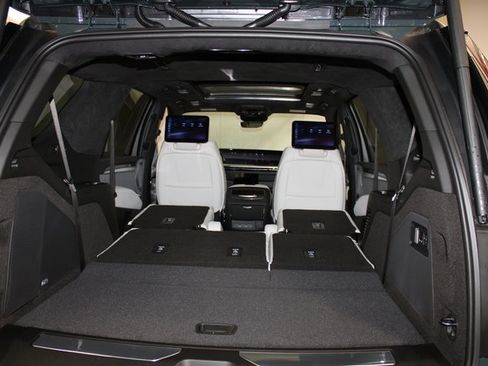 New 2026 Cadillac Escalade V image 36