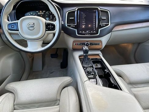 Used 2016 Volvo XC90 T6 Inscription w/ Vision Package image 17