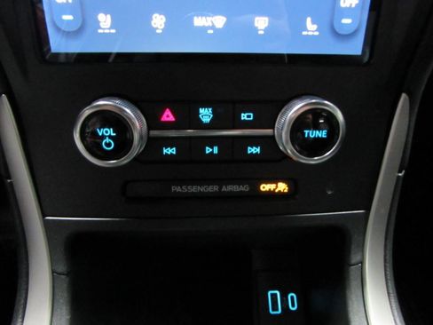 Used 2024 Ford Edge ST-Line AWD/4WD image 30