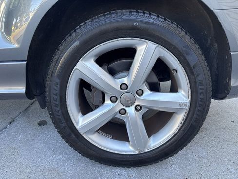 Used 2013 Audi Q7 3.0T S line Prestige w/ Technology Pkg AWD/4WD image 19