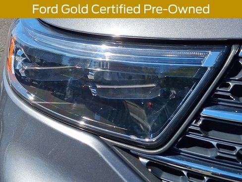 Used 2023 Ford Explorer XLT w/ Equipment Group 202A AWD/4WD image 12