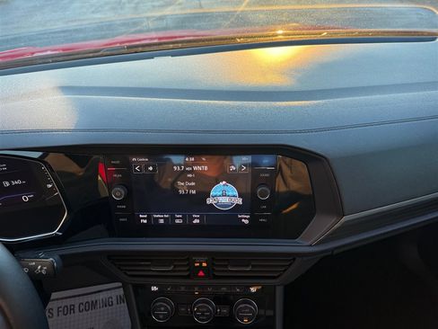 Used 2019 Volkswagen Jetta SEL image 19