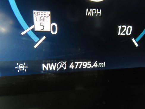 Used 2023 Ford F150 Lariat w/ Equipment Group 502A High image 22