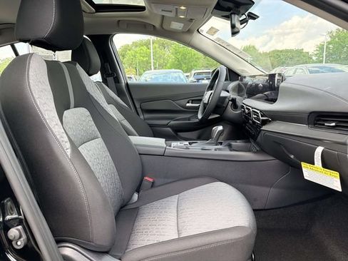 New 2026 Nissan Sentra SV w/ SV Convenience Package FWD image 10