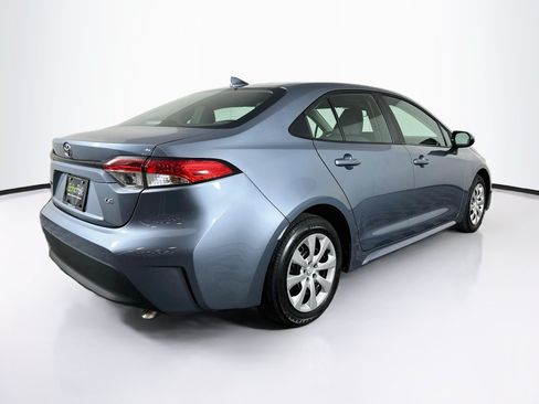Used 2026 Toyota Corolla LE FWD image 9