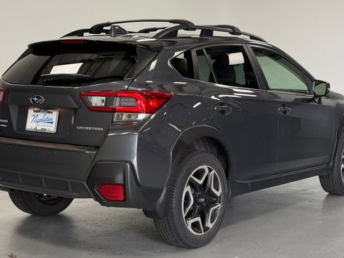 Used 2020 Subaru Crosstrek 2.0i Limited w/ Moonroof Package w/Navigation AWD/4WD image 3