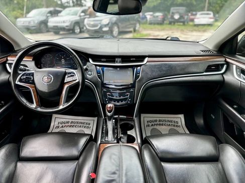 Used 2013 Cadillac XTS Premium FWD image 23