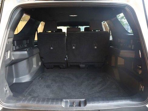 Used 2025 Toyota 4Runner SR5 AWD/4WD image 7
