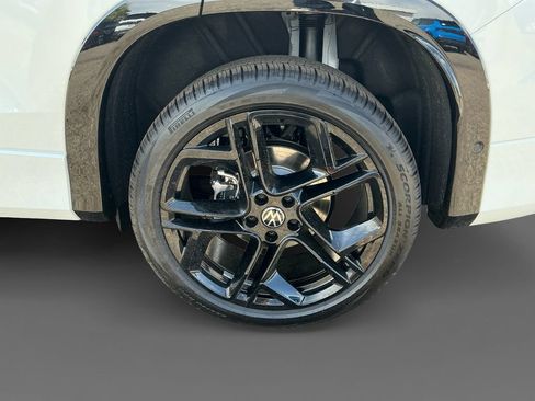New 2026 Volkswagen Tiguan SE R-Line AWD/4WD image 14