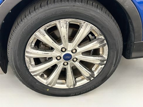 Used 2017 Ford Escape Titanium AWD/4WD image 11