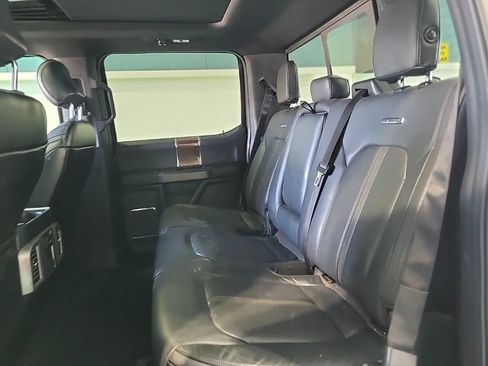 Used 2015 Ford F150 Platinum w/ Equipment Group 701A Luxury AWD/4WD image 13