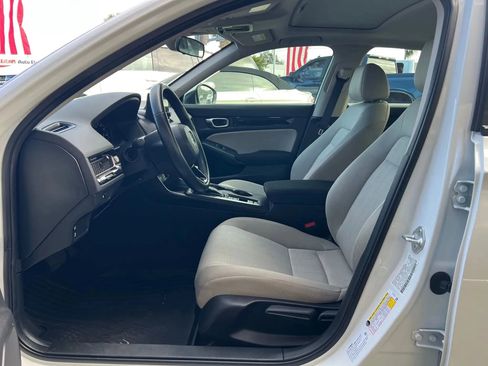 Used 2024 Honda Civic EX image 10