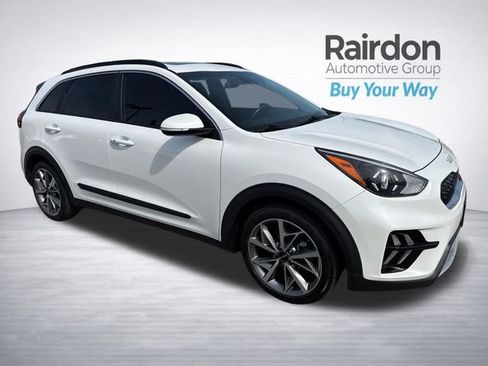 Used 2022 Kia Niro Touring Special Edition FWD image 1