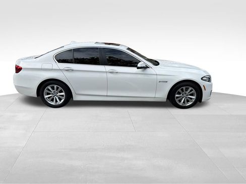 Used 2016 BMW 528i xDrive Sedan AWD/4WD image 5