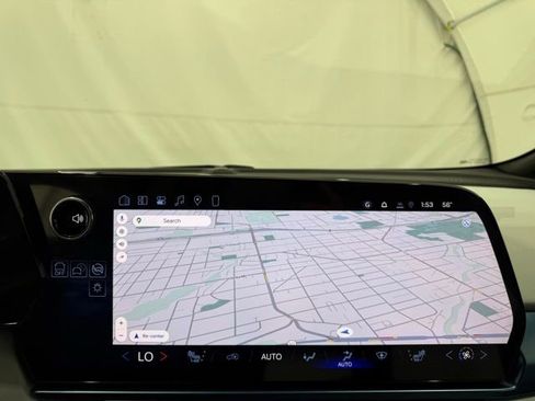 New 2026 Chevrolet Equinox EV LT image 33