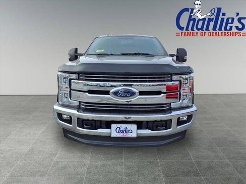 Used 2018 Ford F250 Lariat w/ Lariat Value Package image 2