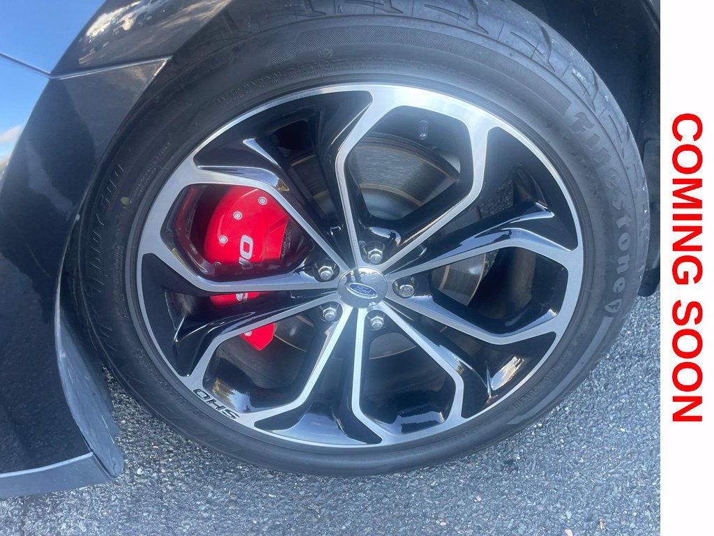 Used 2013 Ford Taurus SHO AWD/4WD image 4