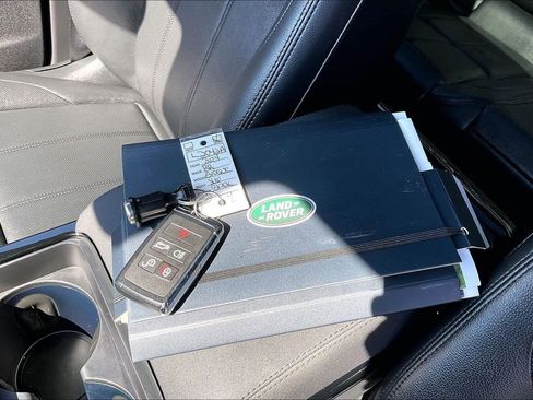 Used 2024 Land Rover Range Rover Evoque S image 34