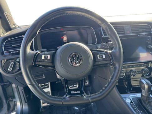 Used 2019 Volkswagen Golf R 4-Door image 3