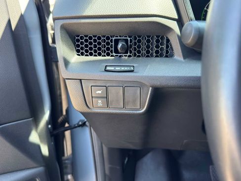 Used 2025 Honda CR-V Sport-L image 18