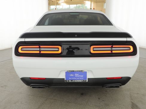 Used 2023 Dodge Challenger R/T w/ Blacktop Package image 4