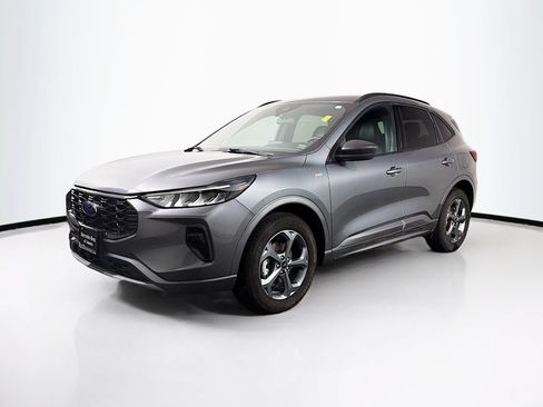 Used 2023 Ford Escape ST-Line AWD/4WD image 3