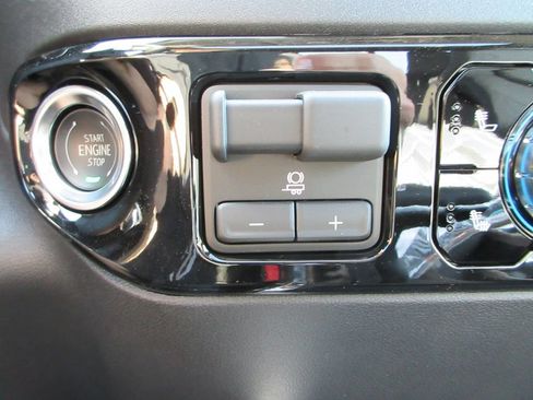 New 2026 GMC Sierra 1500 Elevation w/ Elevation Premium Package AWD/4WD image 20