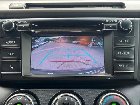 Used 2018 Toyota RAV4 LE w/ All Weather Liner Package image 30