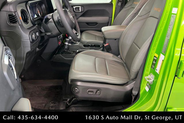 Used 2025 Jeep Gladiator Mojave AWD/4WD image 17