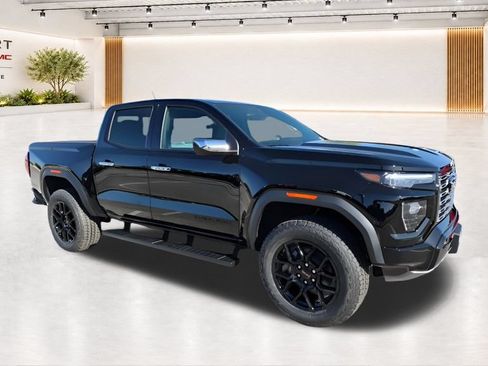 New 2026 GMC Canyon Denali w/ LPO, Denali Black Edition AWD/4WD image 1