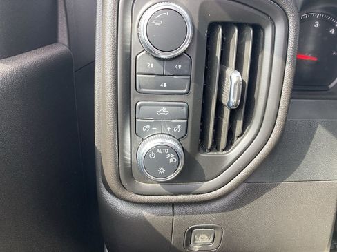 Used 2024 GMC Sierra 2500 Pro AWD/4WD image 15